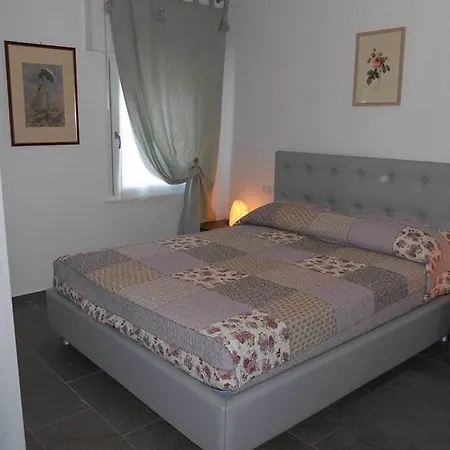 Bed Adelaide Bed & Breakfast