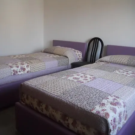 Bed Adelaide *